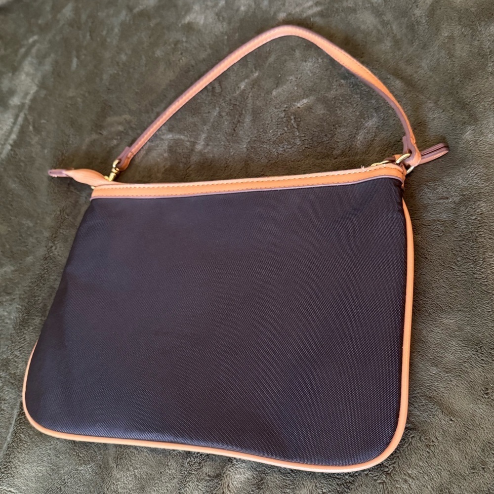 Tutilo canvas purse. - Picture 5 of 6